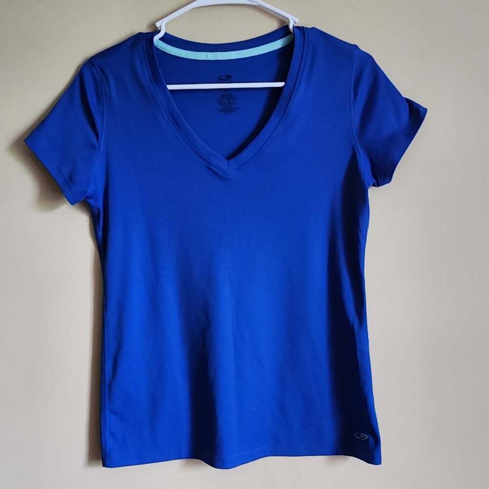 Champion - Dri-fit Shirt in Blue Size Small